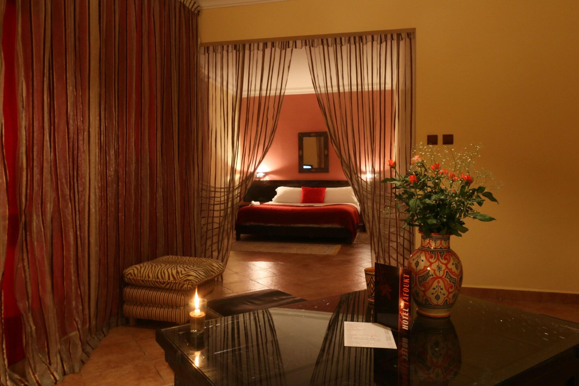 Hotel Tafoukt Marrakesh Exteriör bild