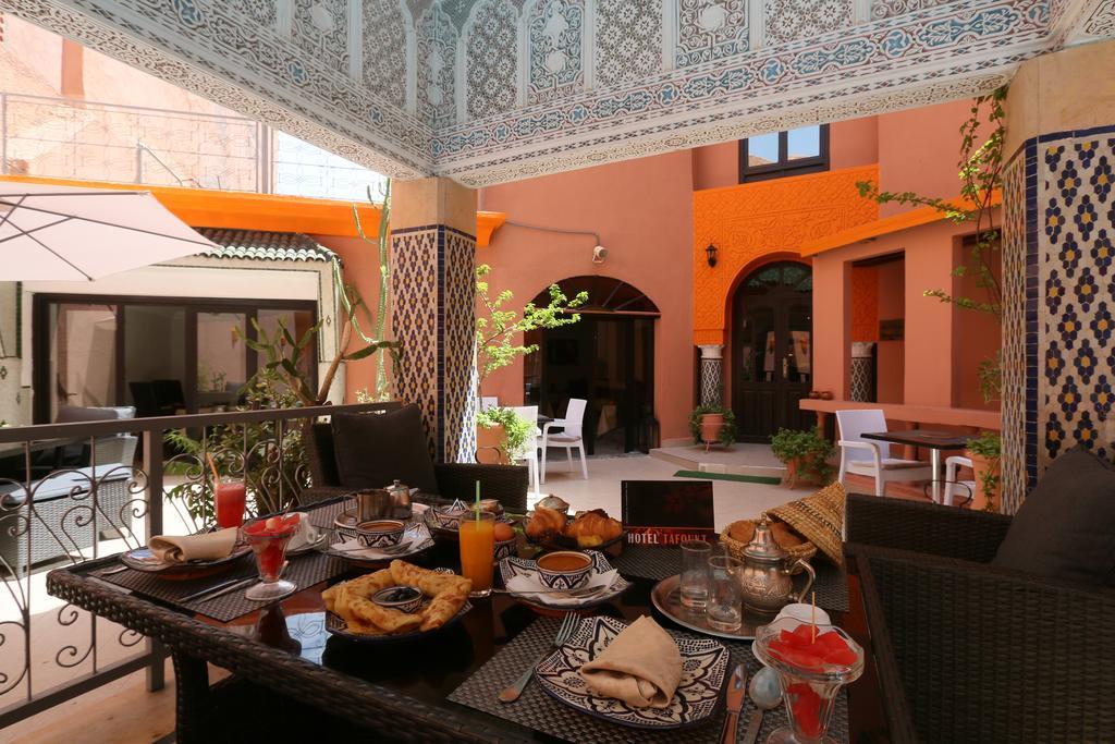 Hotel Tafoukt Marrakesh Exteriör bild